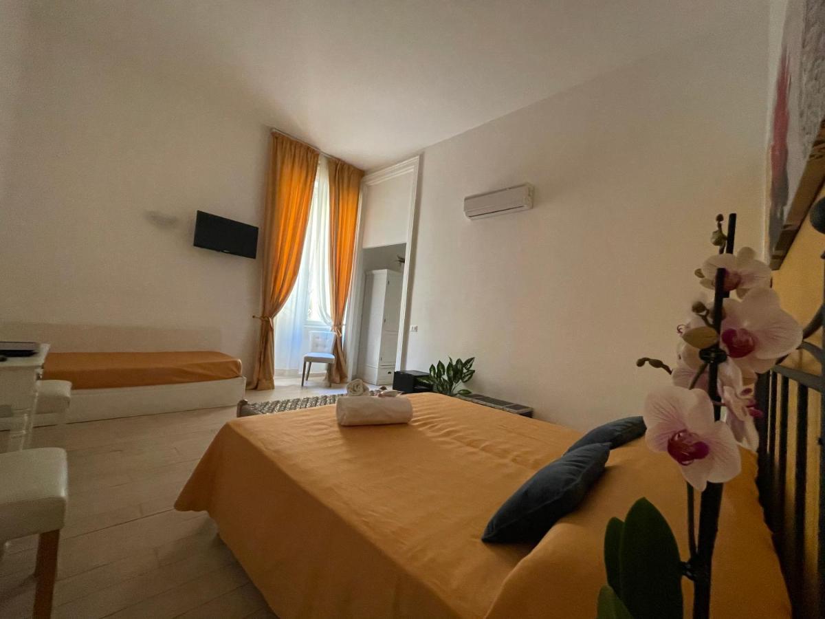 Ad Cavour Luxury Rooms - By Ad Roma Ngoại thất bức ảnh