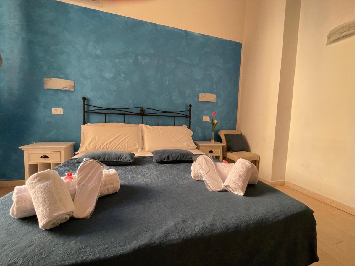 Ad Cavour Luxury Rooms - By Ad Roma Ngoại thất bức ảnh