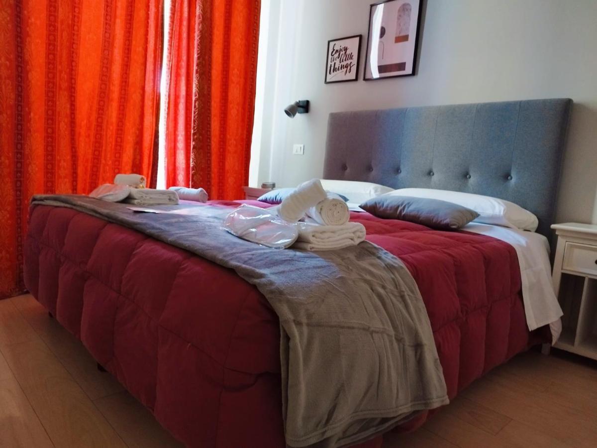 Ad Cavour Luxury Rooms - By Ad Roma Ngoại thất bức ảnh