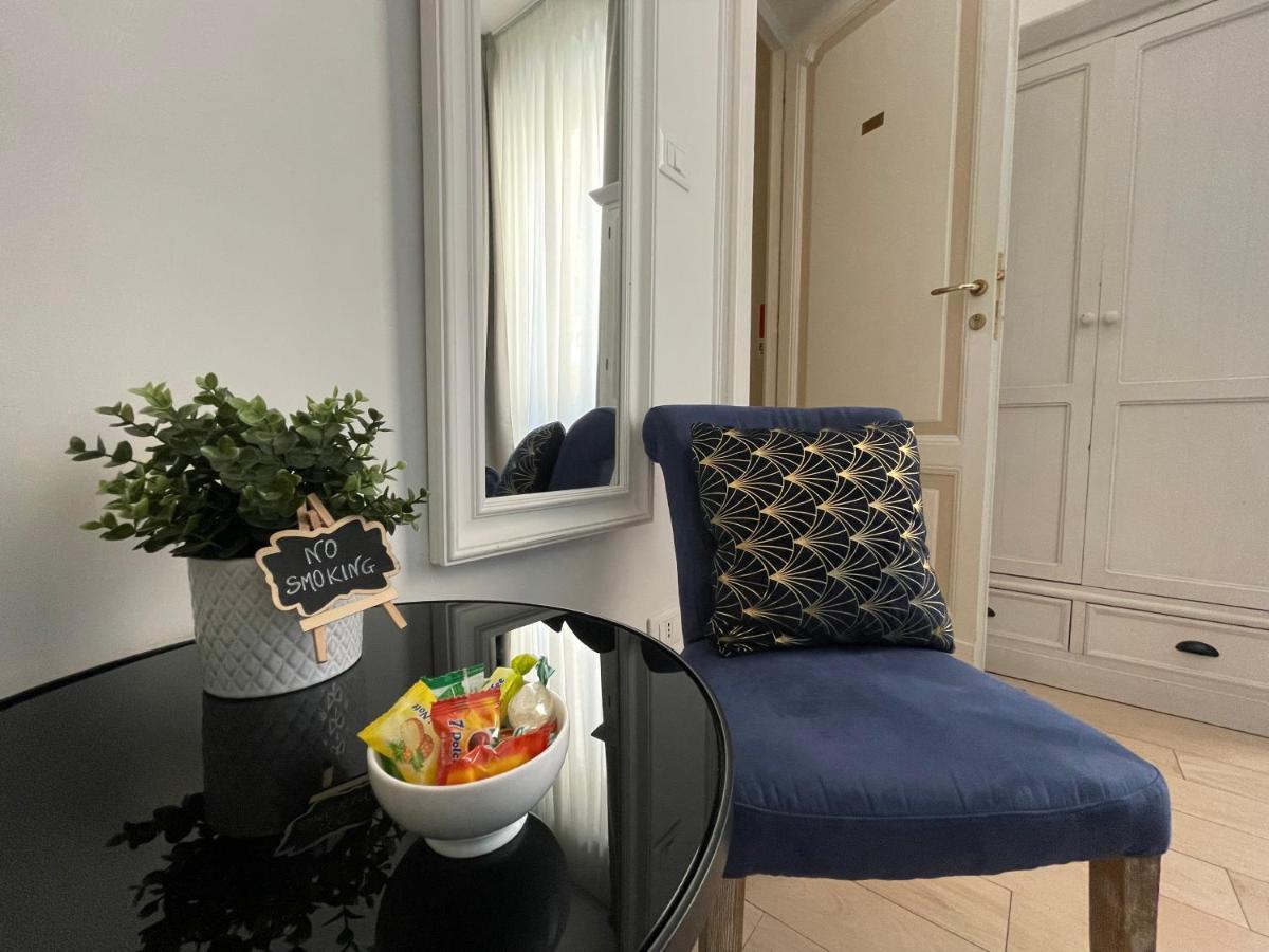 Ad Cavour Luxury Rooms - By Ad Roma Ngoại thất bức ảnh