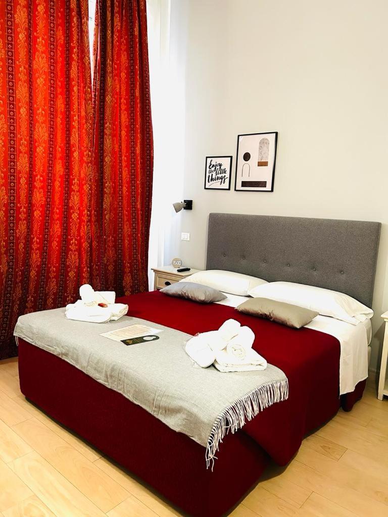 Ad Cavour Luxury Rooms - By Ad Roma Phòng bức ảnh